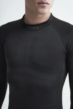 Craft Men's Active Intensity Crewneck Baselayer - Black/Asphalt (1907933-999995) 12 Craft Men's Active Intensity Crewneck Baselayer - Black/Asphalt (1907933-999995) -BROOKS Store 1907933 999995 Active Intensity CN LS C3 Preview