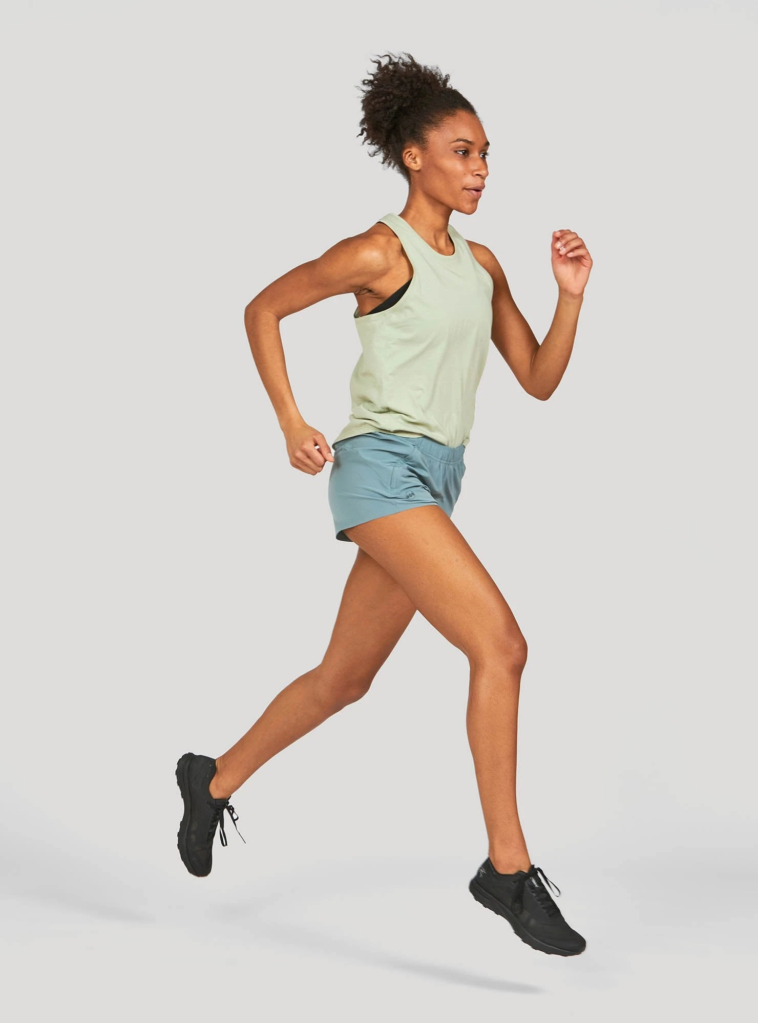 Janji Women's 3" Transit Tech Short - Shadow (WS02A-S21) 6 Janji Women's 3" Transit Tech Short - Shadow (WS02A-S21) - Image 4