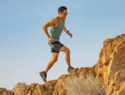 Topo Men's Ultraventure Pro -BROOKS Store M044.Forest Orange 07