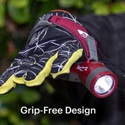 Nathan Terra Fire 400 RX - Red Dahlia/Castlerock (NS5111-0473-00) -BROOKS Store Terra Fire 400 RX AMZ Tech4 2000x ad04ff37 ab4a 46f0 a87e 34d5dd747507