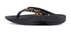 Oofos Women's OOlala Limited Sandal - Black/Leopard (1403) -BROOKS Store ezgif.com gif maker 2022 09 26T095924.039