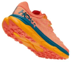 HOKA Women's Tecton X -BROOKS Store ezgif.com gif maker 34 67a83ea1 09b2 4be1 9423 22f7275a973d