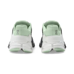 On Running Women's Cloudflyer -BROOKS Store webimage 10EBA9E6 3E60 4E41 A9771AB7D6F79F2E