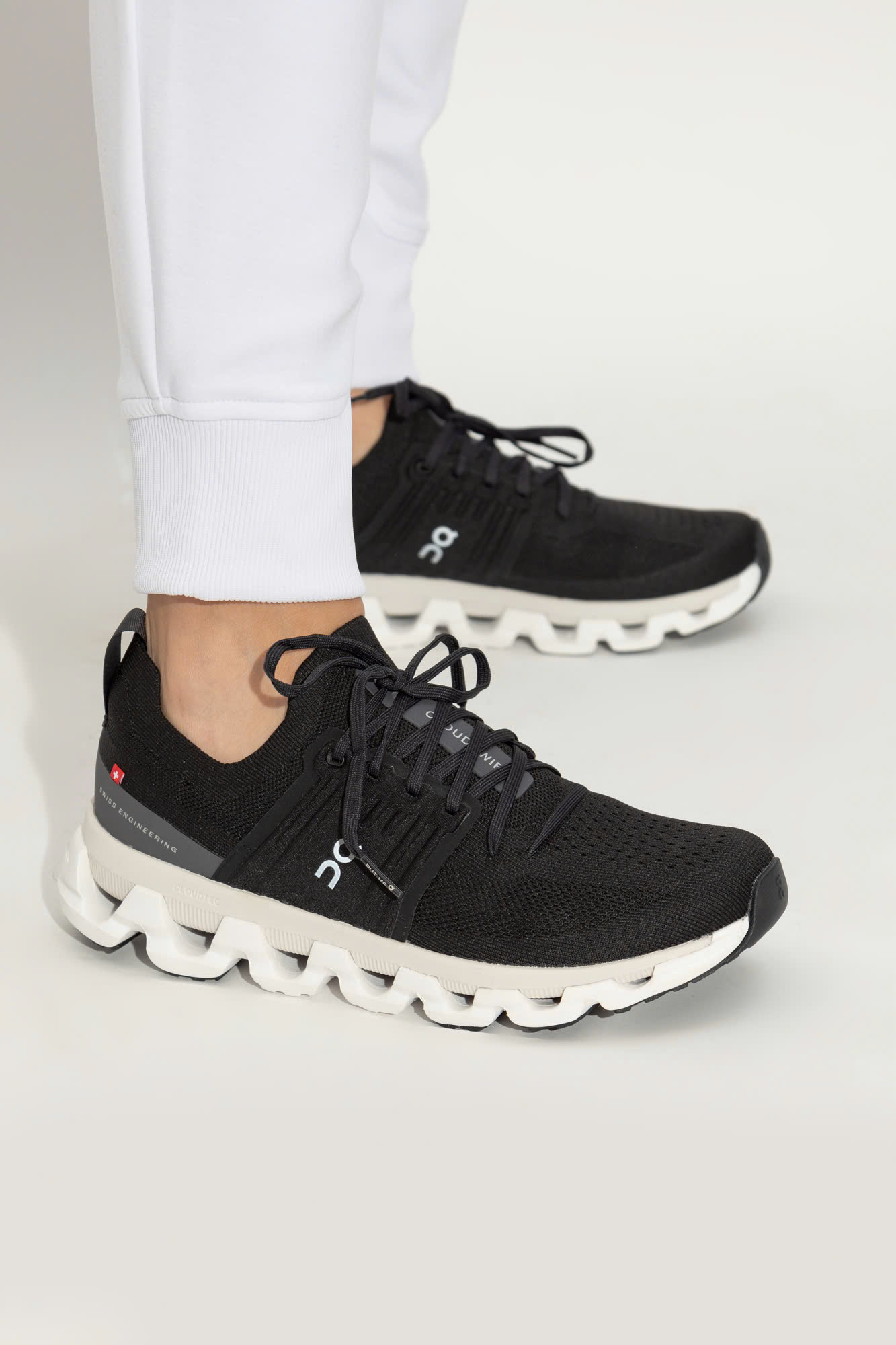 BROOKS Store 31 BROOKS Store -BROOKS Store z6476455967958 0d5f4d0a64416edf6bdf4734cea40389